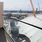 Luxury Apartment North Greenwich O2 Arena